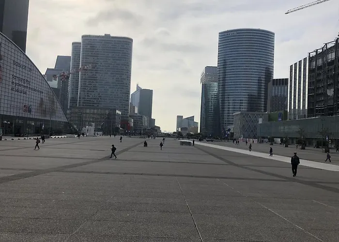 Hotel De Paris La Defense